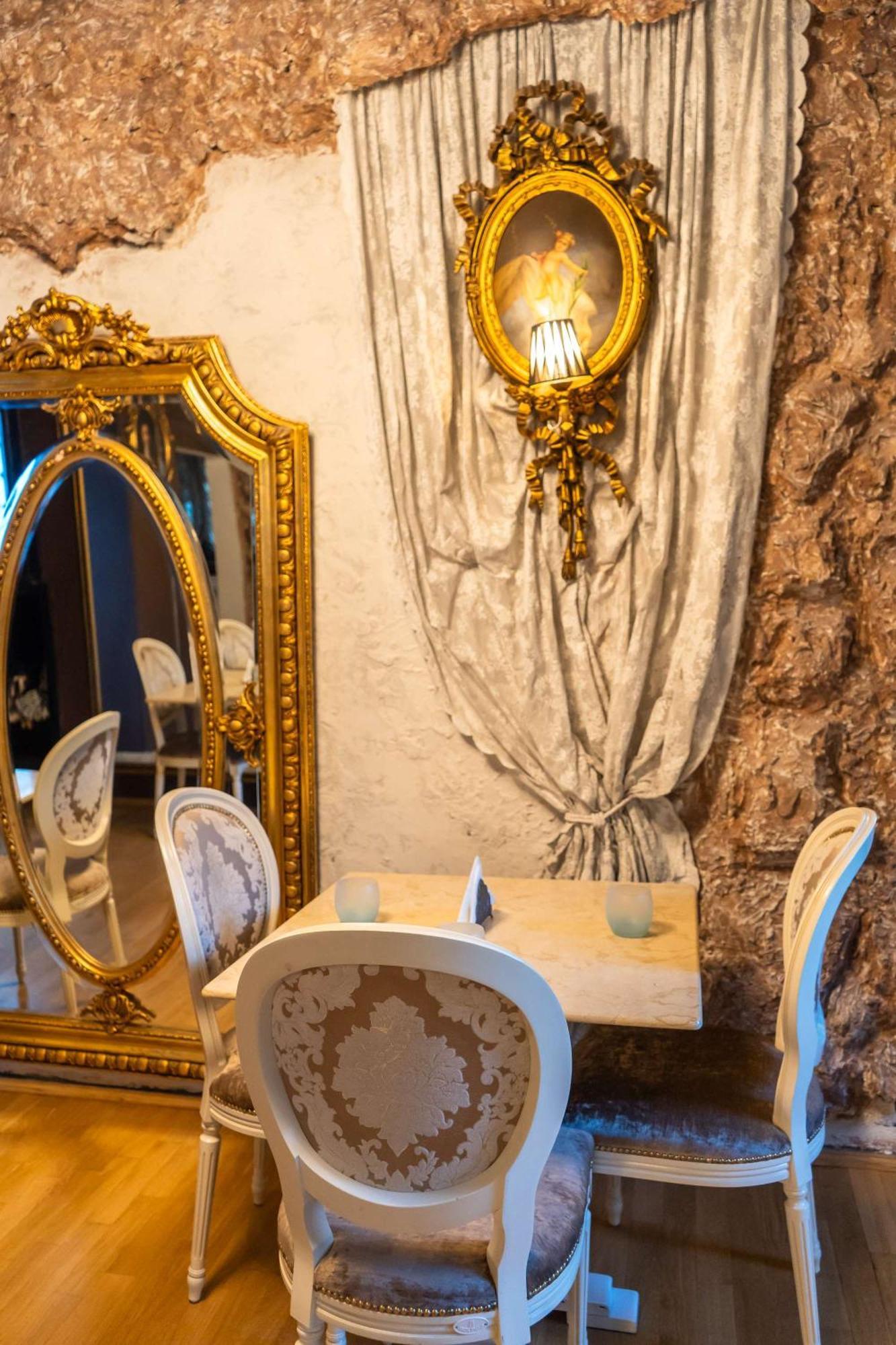 Conacul Coroanei Luxury Boutique Hotel Bukurešť Exteriér fotografie