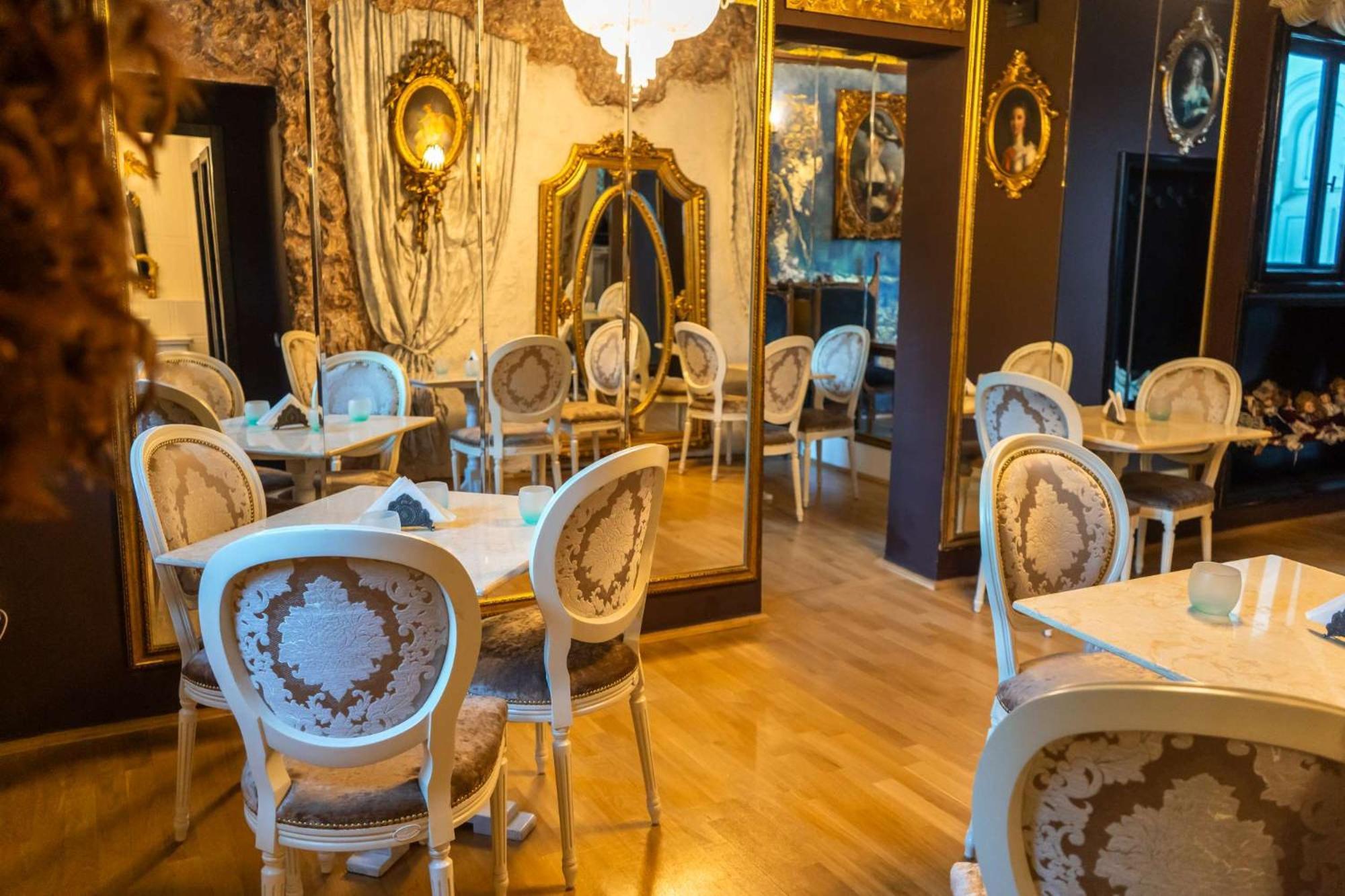 Conacul Coroanei Luxury Boutique Hotel Bukurešť Exteriér fotografie