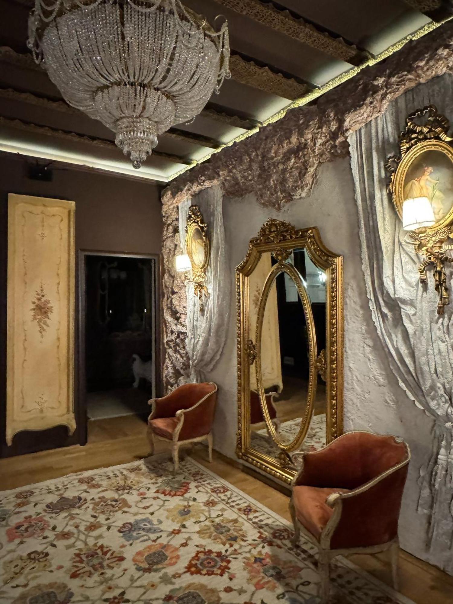Conacul Coroanei Luxury Boutique Hotel Bukurešť Exteriér fotografie